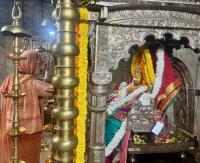 Abhisheka Seva by HH Swamiji (23 Oct 2025)